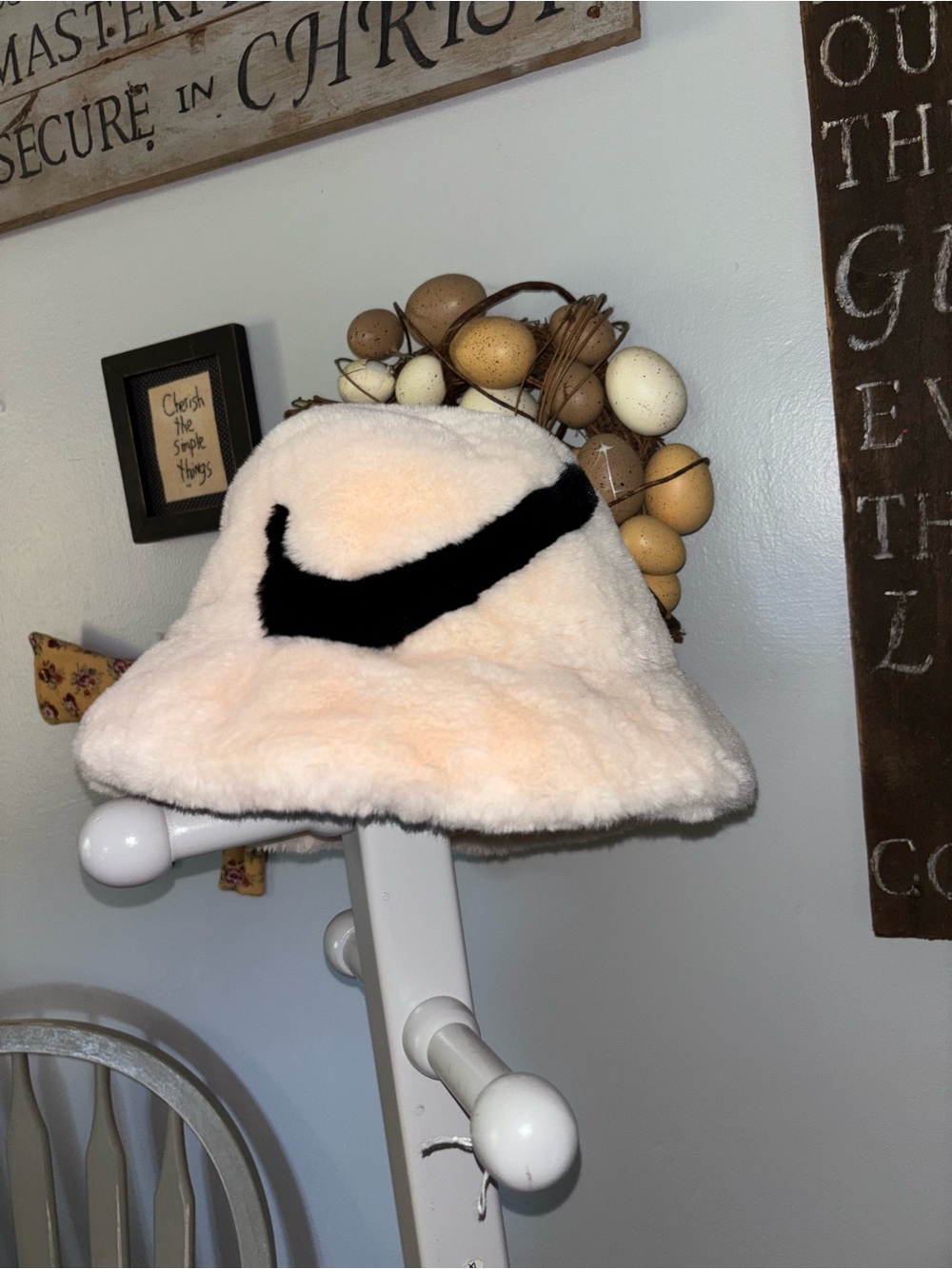 Nike. Move to zero.  Sz Med Apex bucket hat nwot